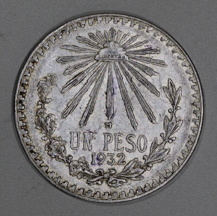 (10) 1920 - 1945 Mexico 72% Silver Coin Un Peso Cap and Rays .720 (Lot of 10)