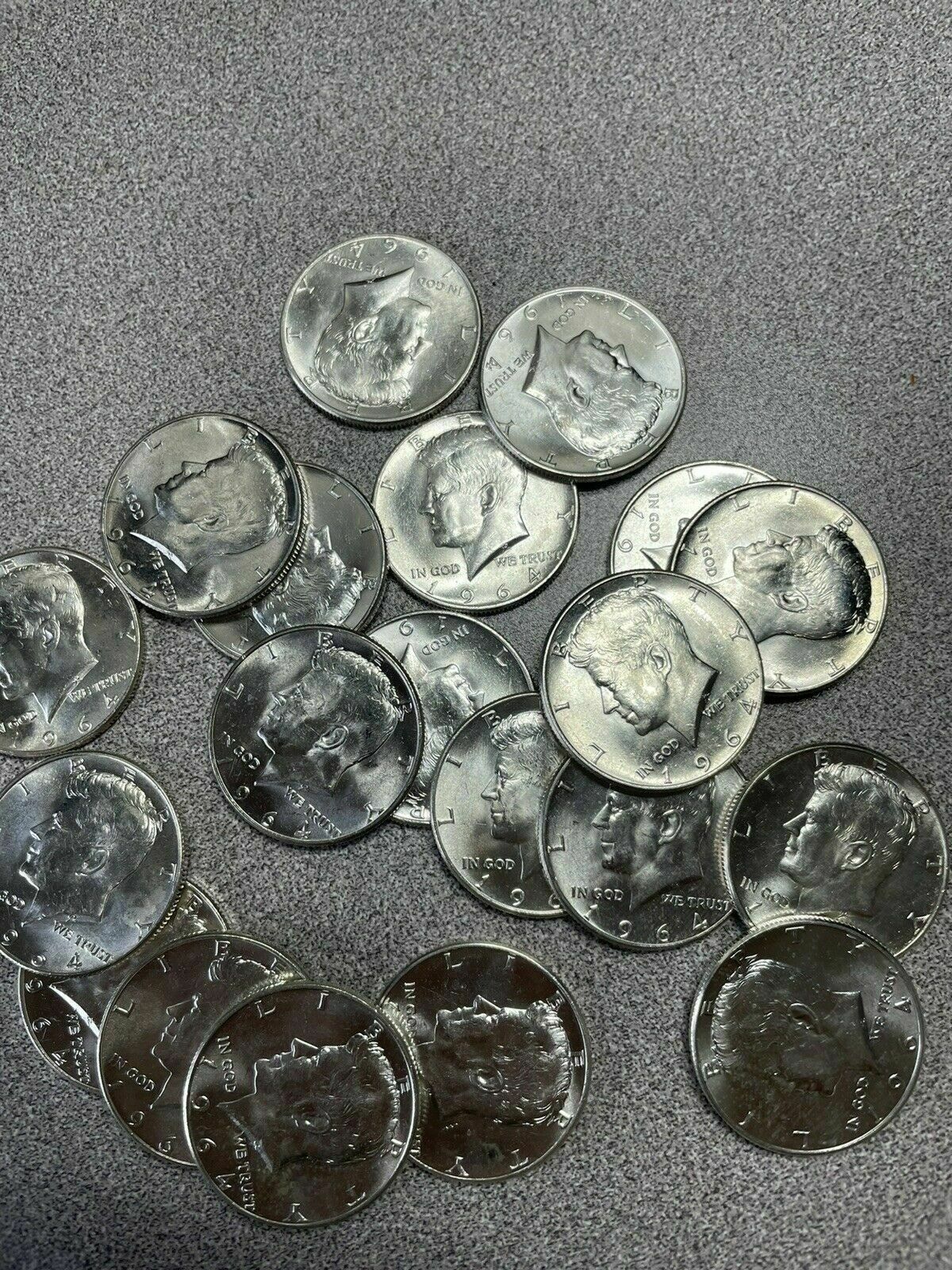 20 BU 1964 Kennedy Half UNC Dollars - 1 Roll of Uncirculated Halves -50c Coins